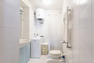 Casa in vendita, Via Francesco Guicciardini, Milano