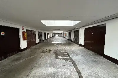 Box in affitto, Via Pietro Redaelli, Milano