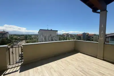 Attico in vendita, Via Giovanni Guareschi, Modena