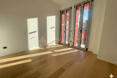 Casa in vendita, Via Serviliano Lattuada, Milano