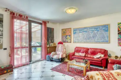 Villino a Schiera in vendita, Via Padova, Gallarate