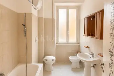 Casa in vendita, Via San Girolamo Emiliani, Roma