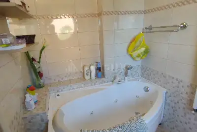 Casa in vendita, Via Petrarca, Montesilvano