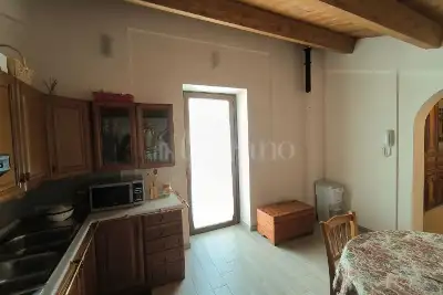 Casa Indipendente in vendita, Via Marana - Cesaproba, Montereale
