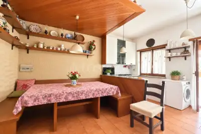 Casa in vendita, Via Jacopo Sannazzaro, Roma