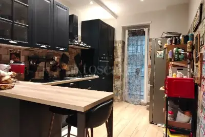 Casa in vendita, Via Carlo Sereni, Roma