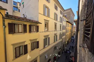 Casa in vendita, Via dei Tavolini, Firenze