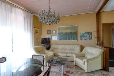 Villino a Schiera in vendita, Via Aurora, Varese
