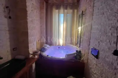 Villa in vendita, Via Formia, Roma