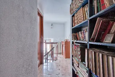 Casa Indipendente in vendita, Via Gaggio, Marchirolo