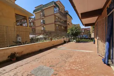 Casa in vendita, Largo Gran Bretagna, Pomezia