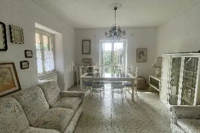 Casa Indipendente in vendita, Via Casilina Sud, Cassino