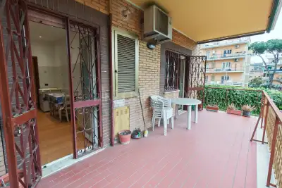 Casa in vendita, Via Francesco Roncati, Roma