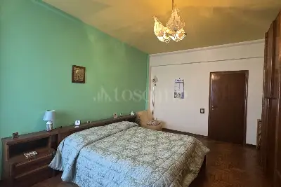 Casa in vendita, Via Marco Roncioni, Prato