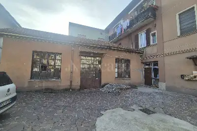 Magazzino in vendita, Via Cesare Cantù, Cantù