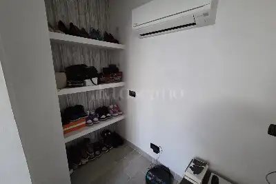 Villa Plurifamiliare in vendita, Via Giuseppe Dechelette, Roma