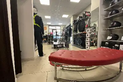 Negozio in vendita, VIA MONSERRATO , Catania