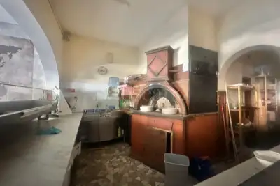 Negozio in vendita, Viale Tito Labieno, Roma