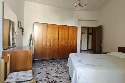 Casa in vendita, Via Martiri di Scalvaia, Siena