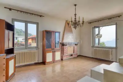 Villa in vendita, Via Viconago, Cadegliano-Viconago