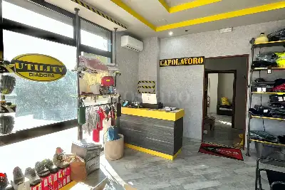 Negozio in affitto, Via Ferriera, Atripalda