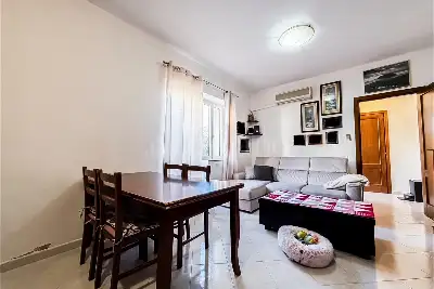 Palazzo in vendita, via Maroncelli 24 Olbia, Olbia