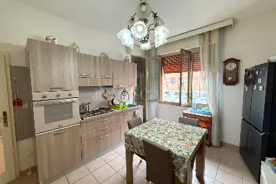 Casa in vendita, Via Giulio Bertoni, Modena