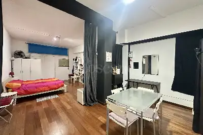 Magazzino in vendita, Via Giambellino, Milano