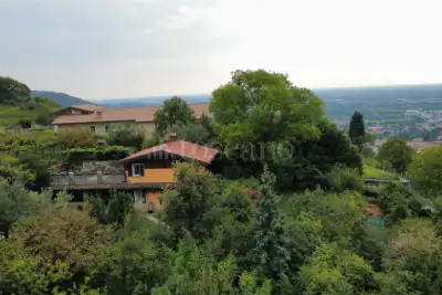 Casa Indipendente in vendita, Via Campiani, Cellatica