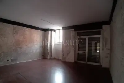 Negozio in affitto, Via Carlo D'Adda, Milano