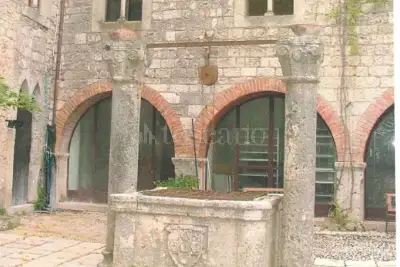Palazzo in vendita, Via Pianillo, Balsorano