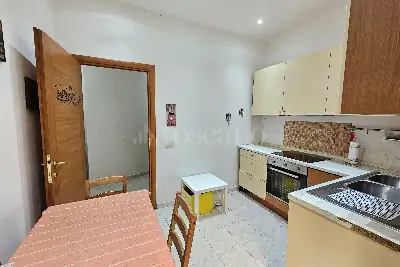 Casa in vendita, Via Britannia, Roma