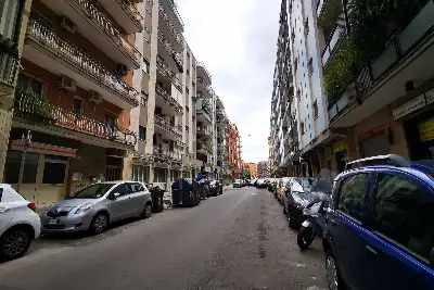 Negozio in vendita, Via Monfalcone 69, Bari