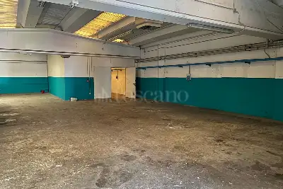 Capannone in vendita, Via del Pioppeto, Trento