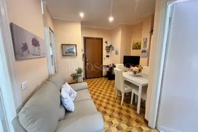 Casa in vendita, Via Maenza, Roma