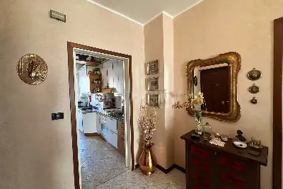 Casa in vendita, Via Sem Benelli, Milano