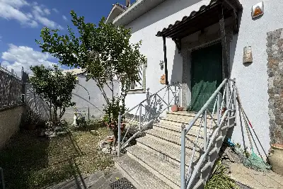 Villa Bifamiliare in vendita, Via Badia Pavese, Roma