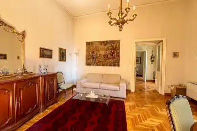 Casa in vendita, Piazza Giuseppe Garibaldi, Napoli