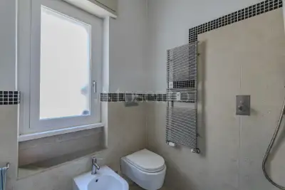 House for sale, Via Giulio Tarra, Roma