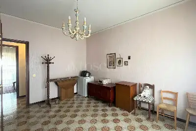 Casa in vendita, Via Alberto Casella, Prato