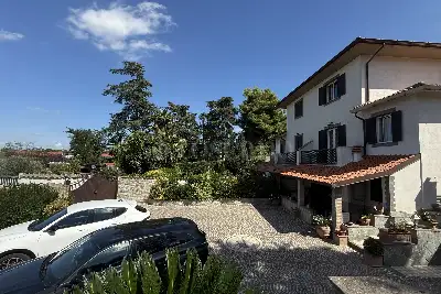 Villa Bifamiliare in vendita, Via Costa Rotonda , Marino