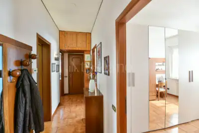 Casa Indipendente in vendita, Via Spluga, Cantù