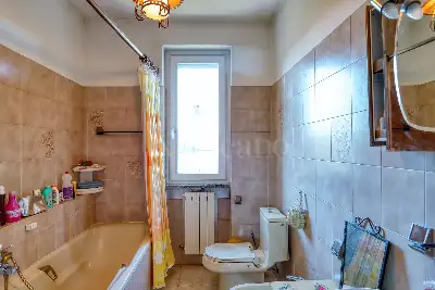 Villa in vendita, Via Statale, Marchirolo