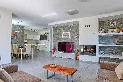 Villa in vendita, Via Pianazzo, Lavena Ponte Tresa