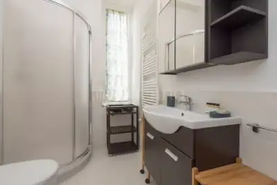 Casa in vendita, Via Ugo Bassi, Milano