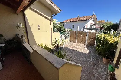 Villino a Schiera in vendita, Via Corona Australe, Fiumicino