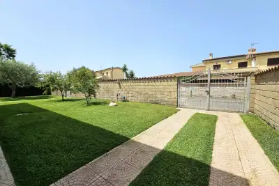 Villa Bifamiliare in vendita, Via del Triangolo, Anzio