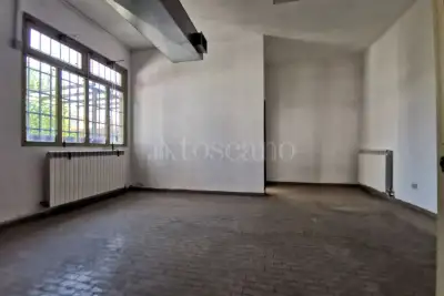 Negozio in vendita, Via Roma, Castelletto di Branduzzo