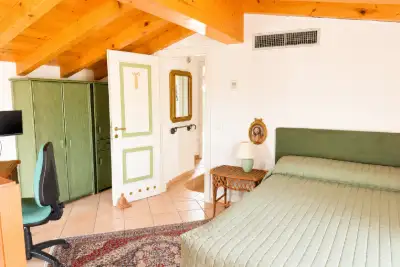Villa in vendita, Via della Gherla, Moniga del Garda