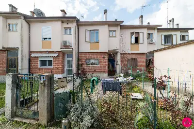 Villino a Schiera in vendita, Via Fiumicino, Azzano Decimo